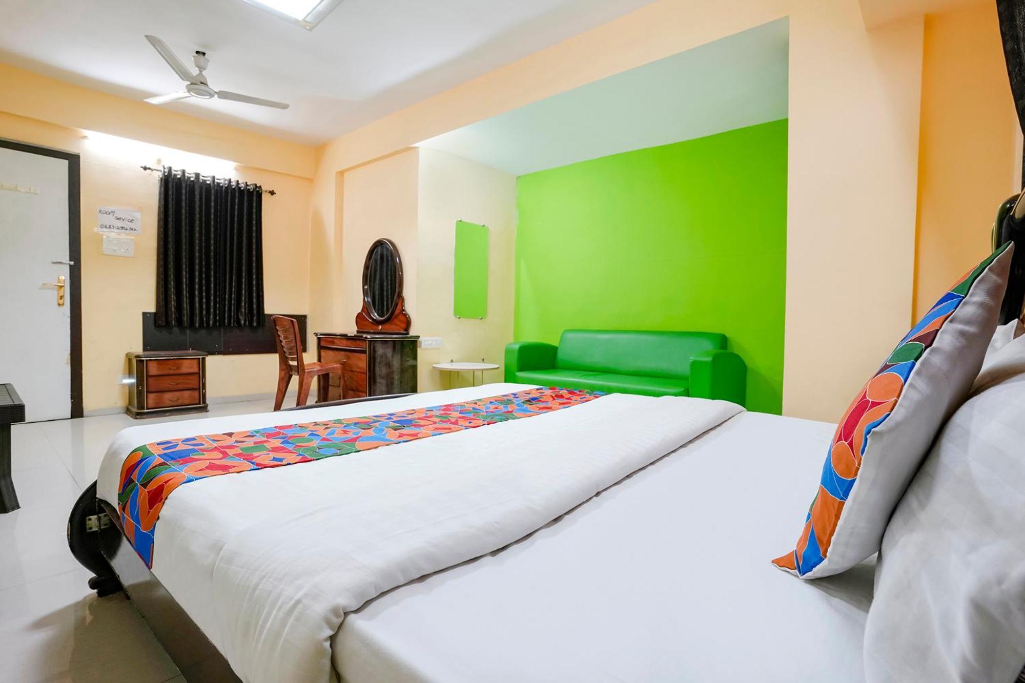 Fabexpress Rama Palace Nashik Bagian luar foto